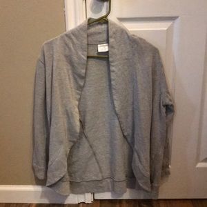Grey top